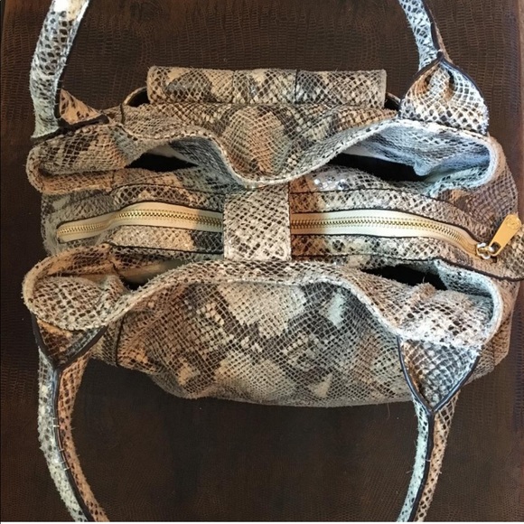 Michael Kors purse - Picture 4 of 6